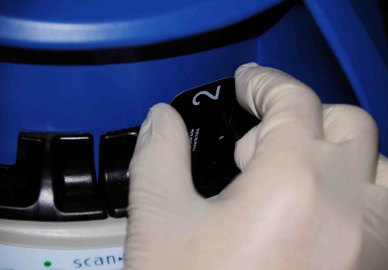 Placing phosphor plate